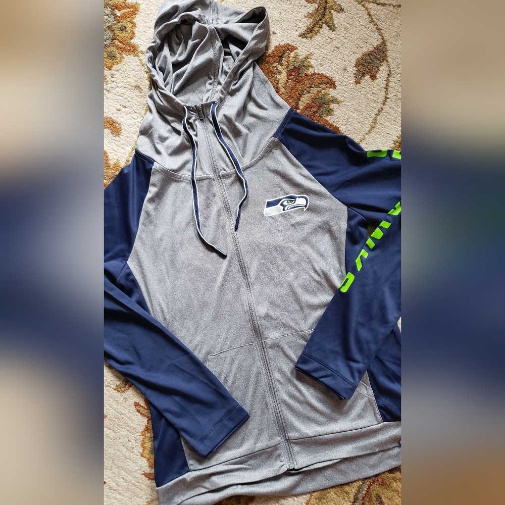 Seahawks zip down lightweight fitted hooded jacket for women